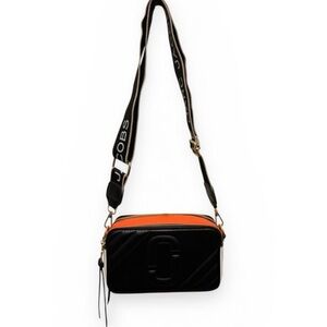 MARC JACOBS SNAPSHOT CROSSBODY BAG IN BLACK, WHITE & ORANGE, INCLUDES LOGO STRAP